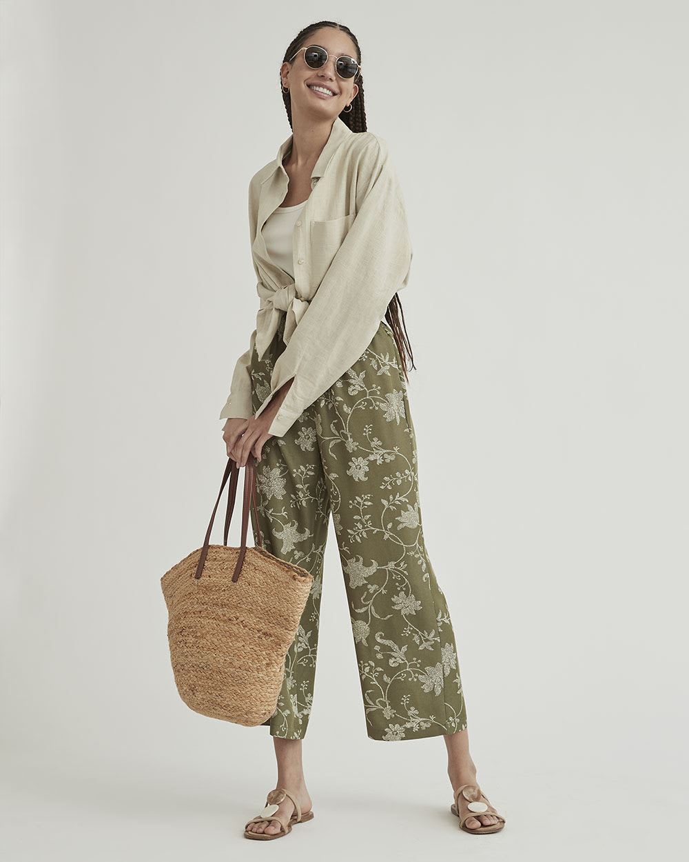 Long-Sleeve Buttoned-Down Linen Blouse