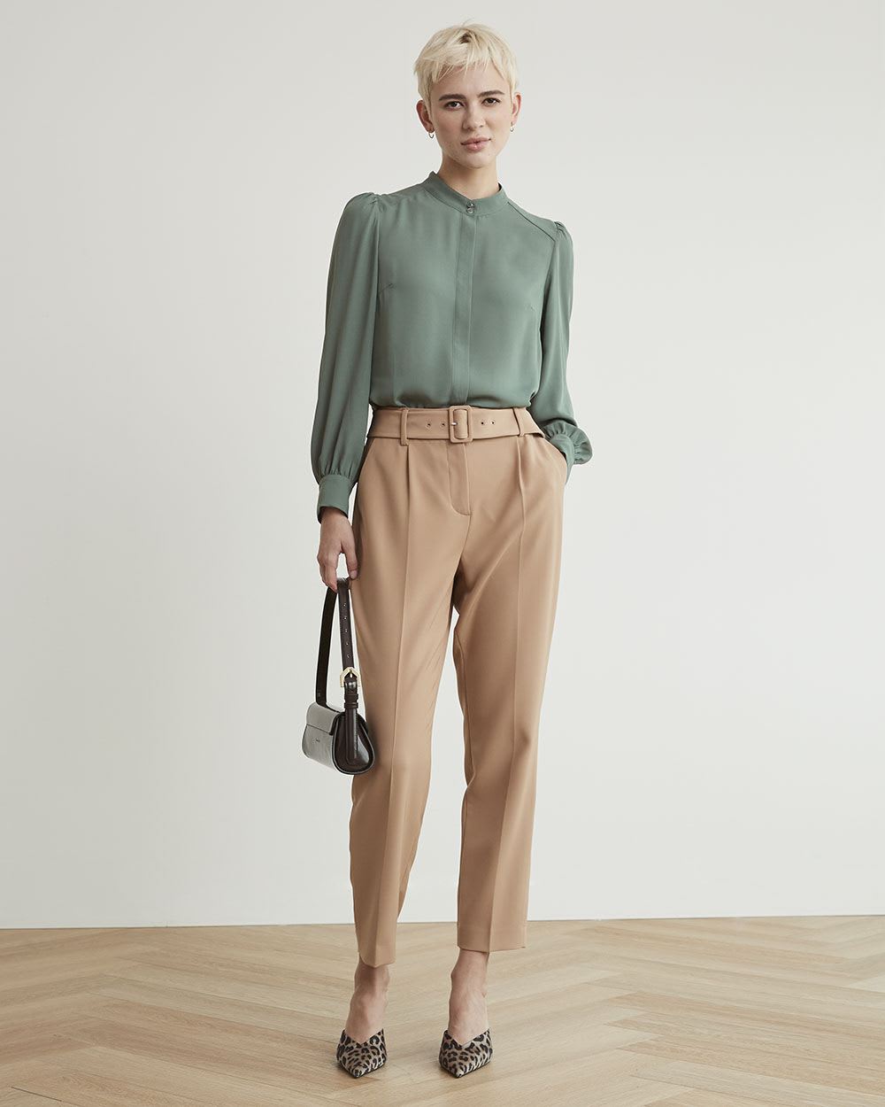 Long-Sleeve Buttoned-Down Silky Crepe Blouse