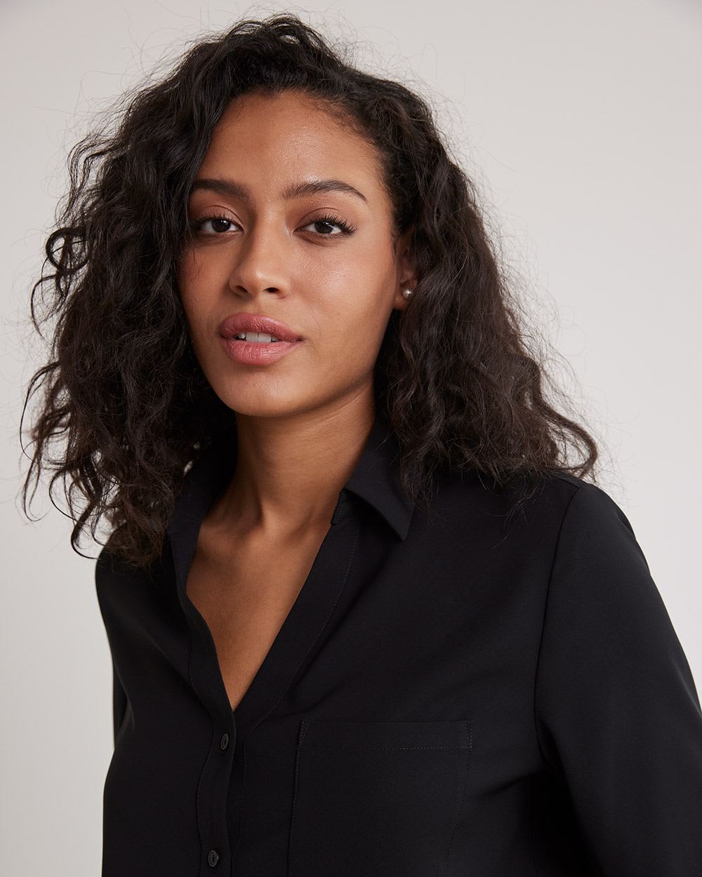 Long-Sleeve Buttoned-Down Crepe Blouse