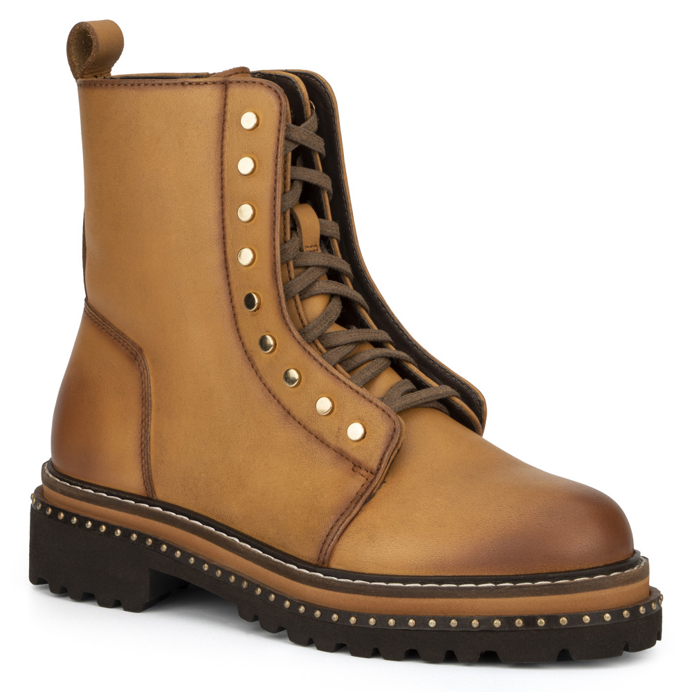 Vintage Foundry Co. Women's Portia Boot