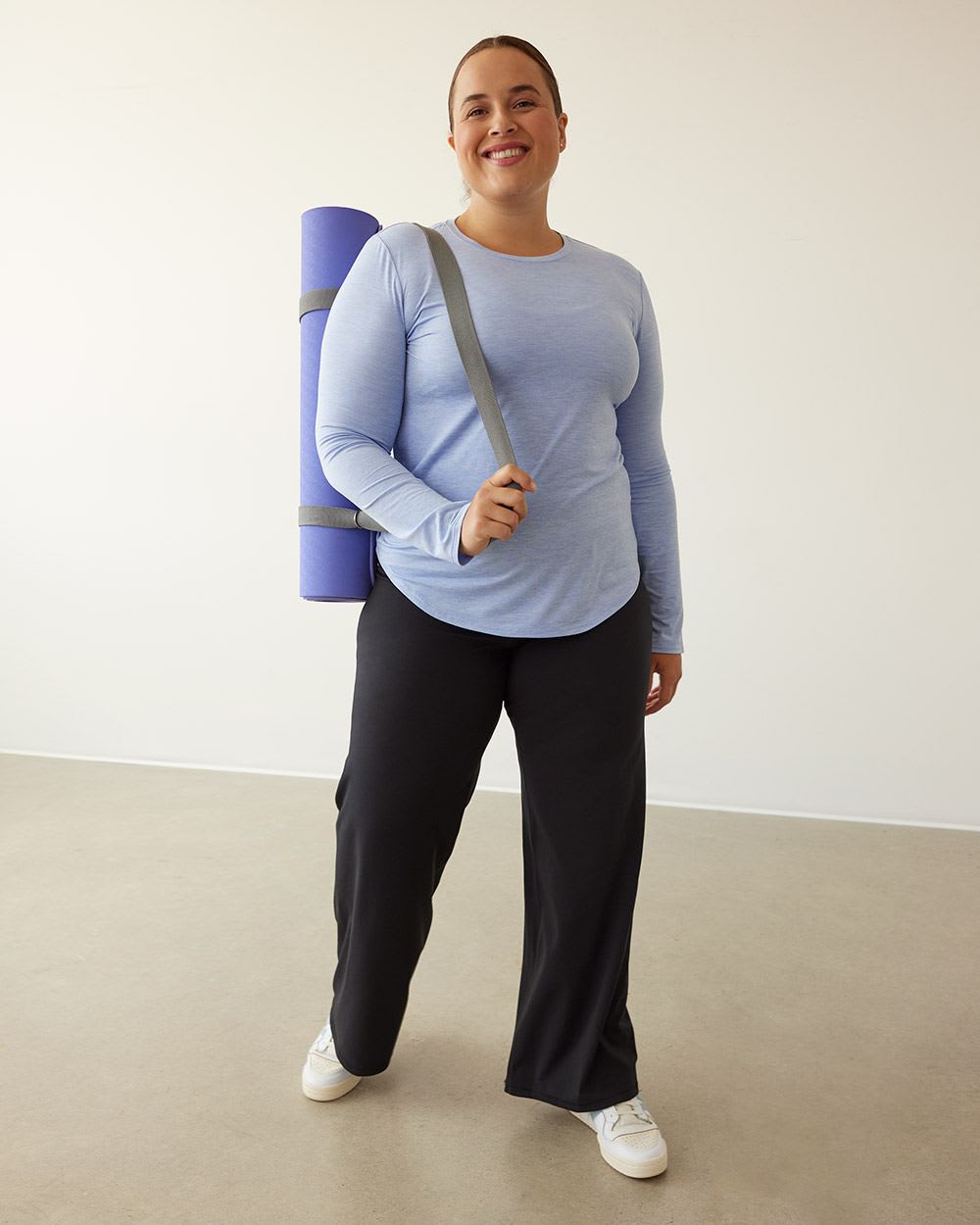 Long-Sleeve Crew-Neck Tee - Dry Lux Hyba Essentials