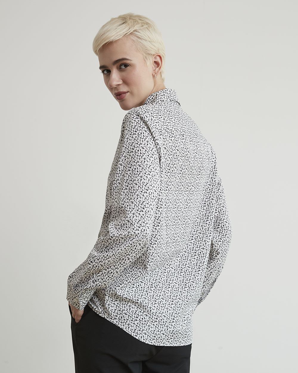 Long-Sleeve Buttoned-Down Easy-Care Blouse