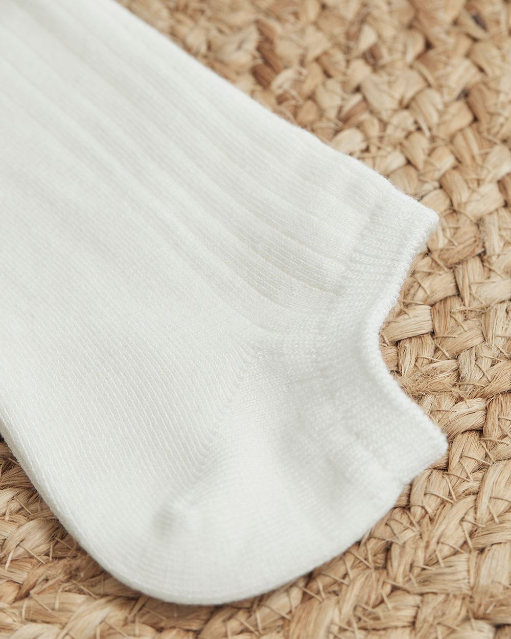 Ribbed Ankle Socks