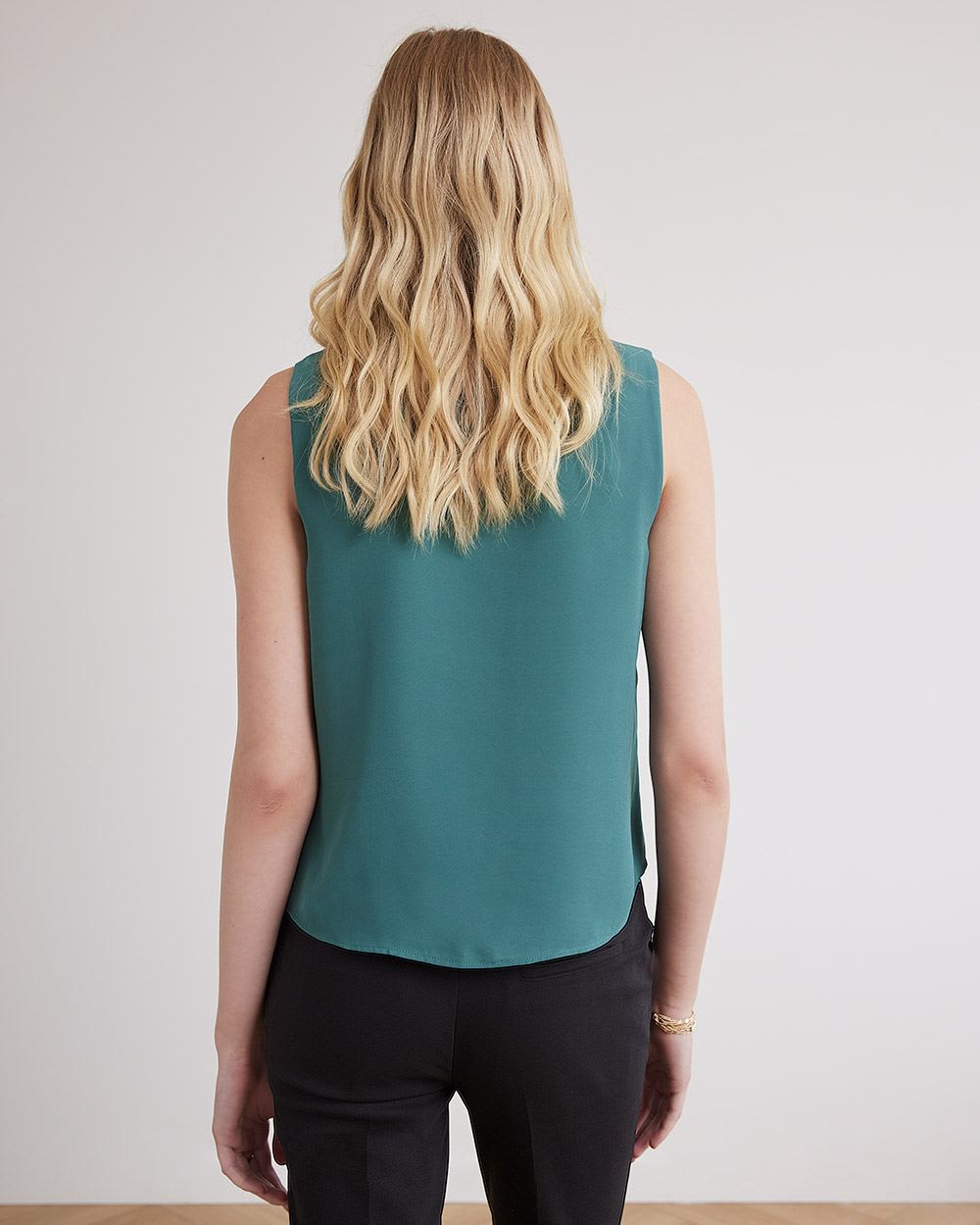 Silky Crepe V-Neck Cami