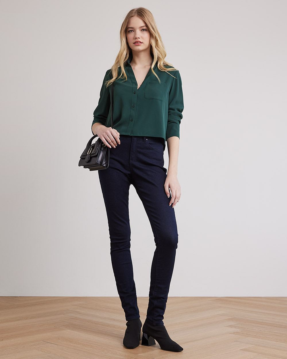 Long-Sleeve Buttoned-Down Crepe Blouse