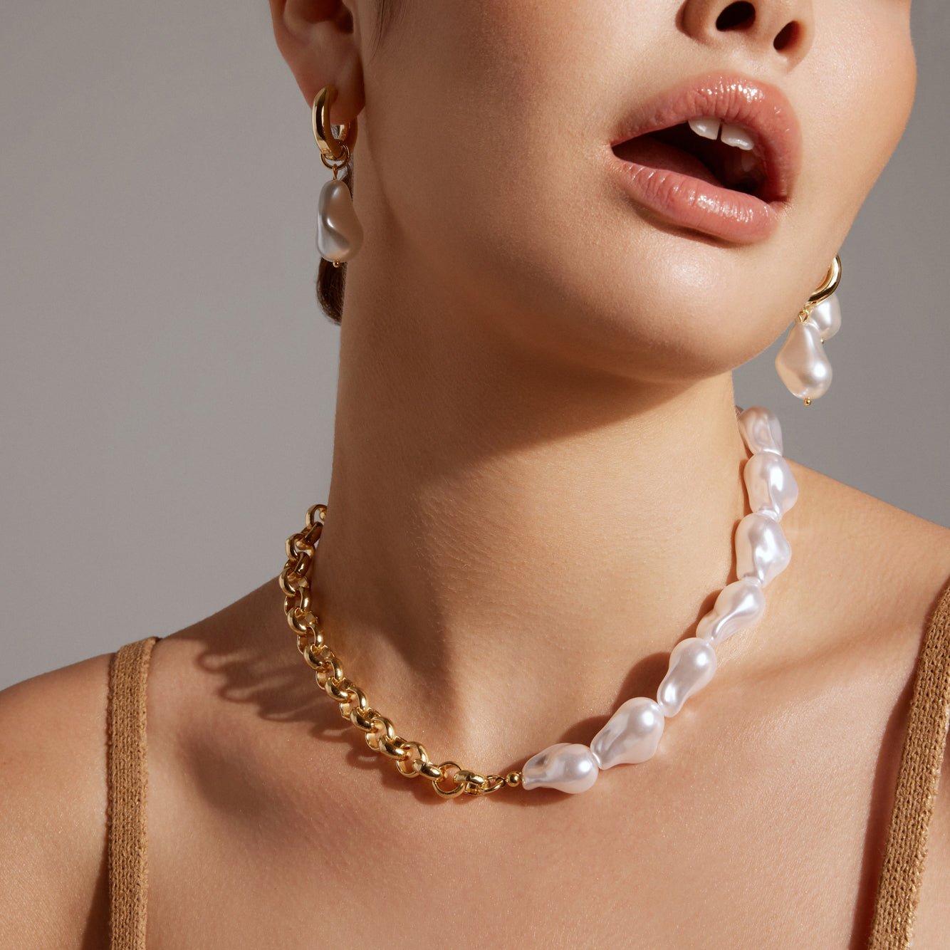 DRAE Collection - Alexandria Hoops