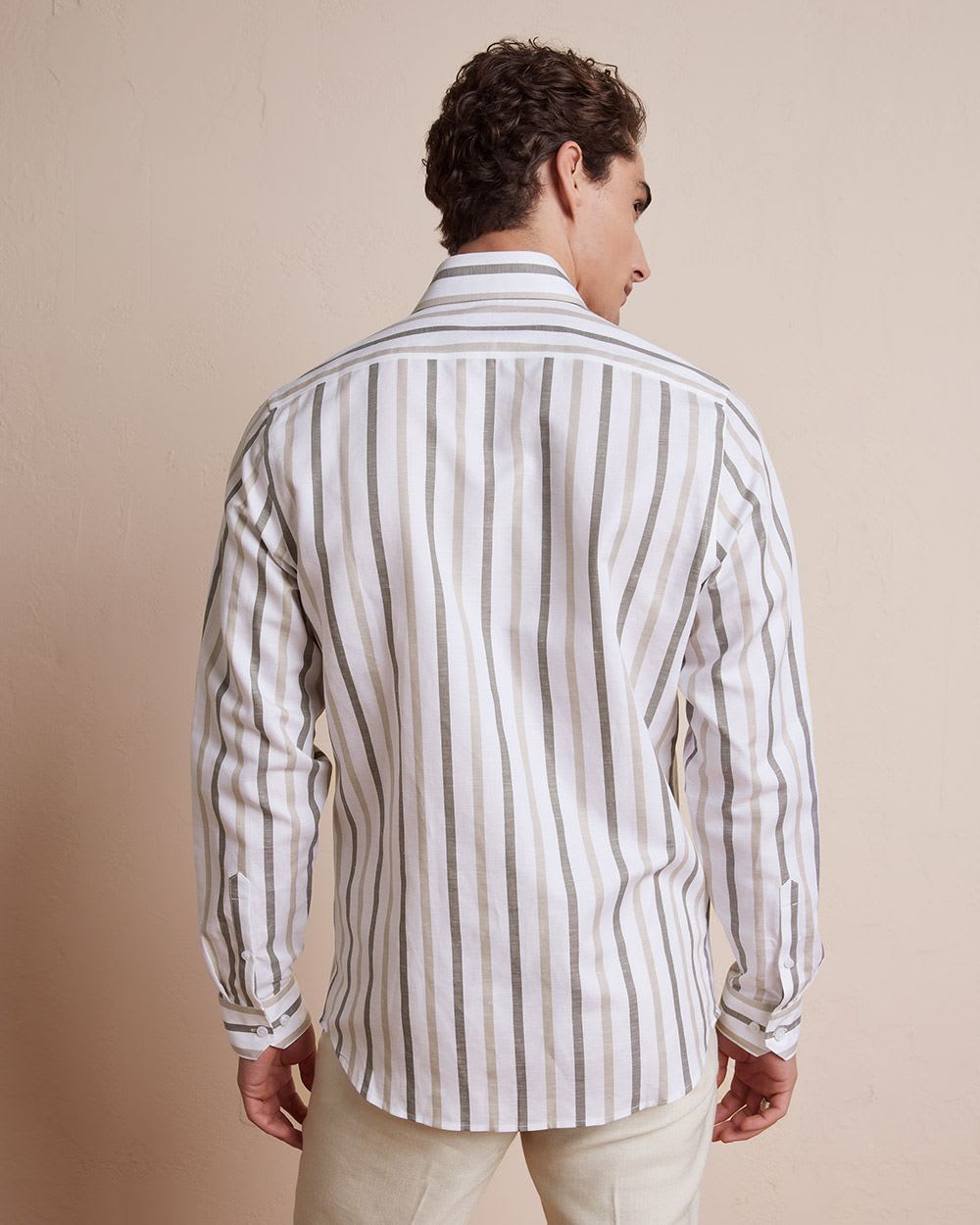 Tailored-Fit Linen Dress Shirt