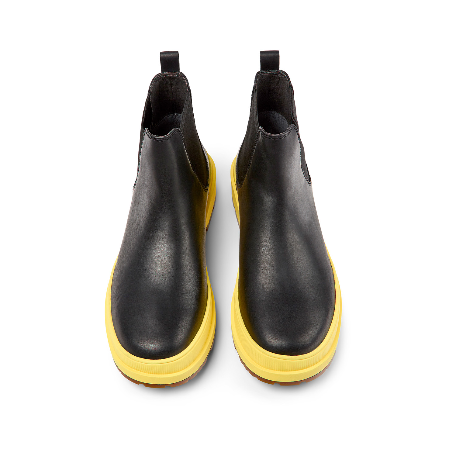 Camper Brutus Trek in Dark