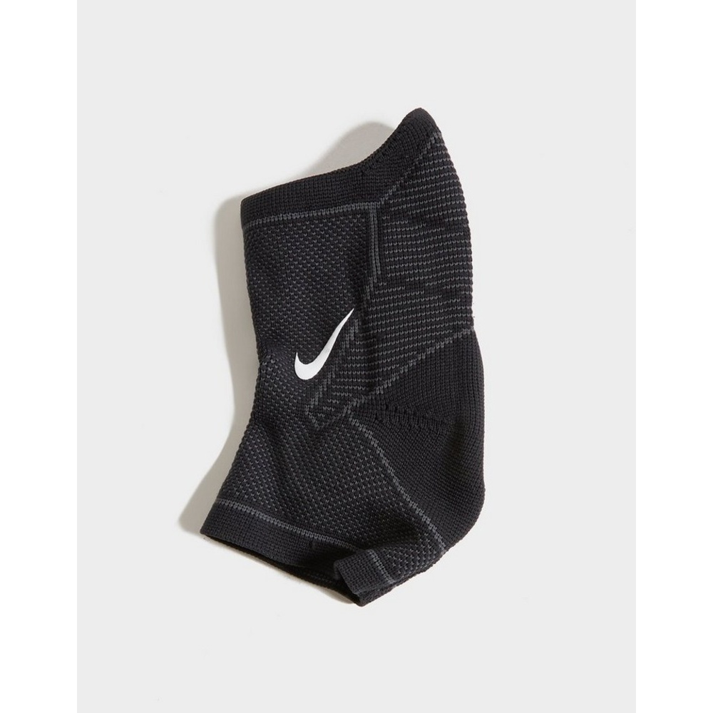 Nike - Pro Knitted Compression Ankle Support