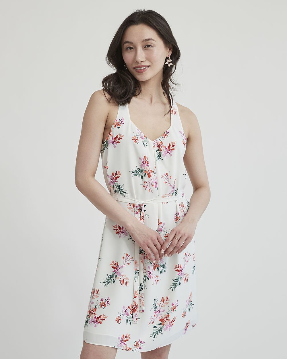 Silky Crepe Sleeveless Shift Dress