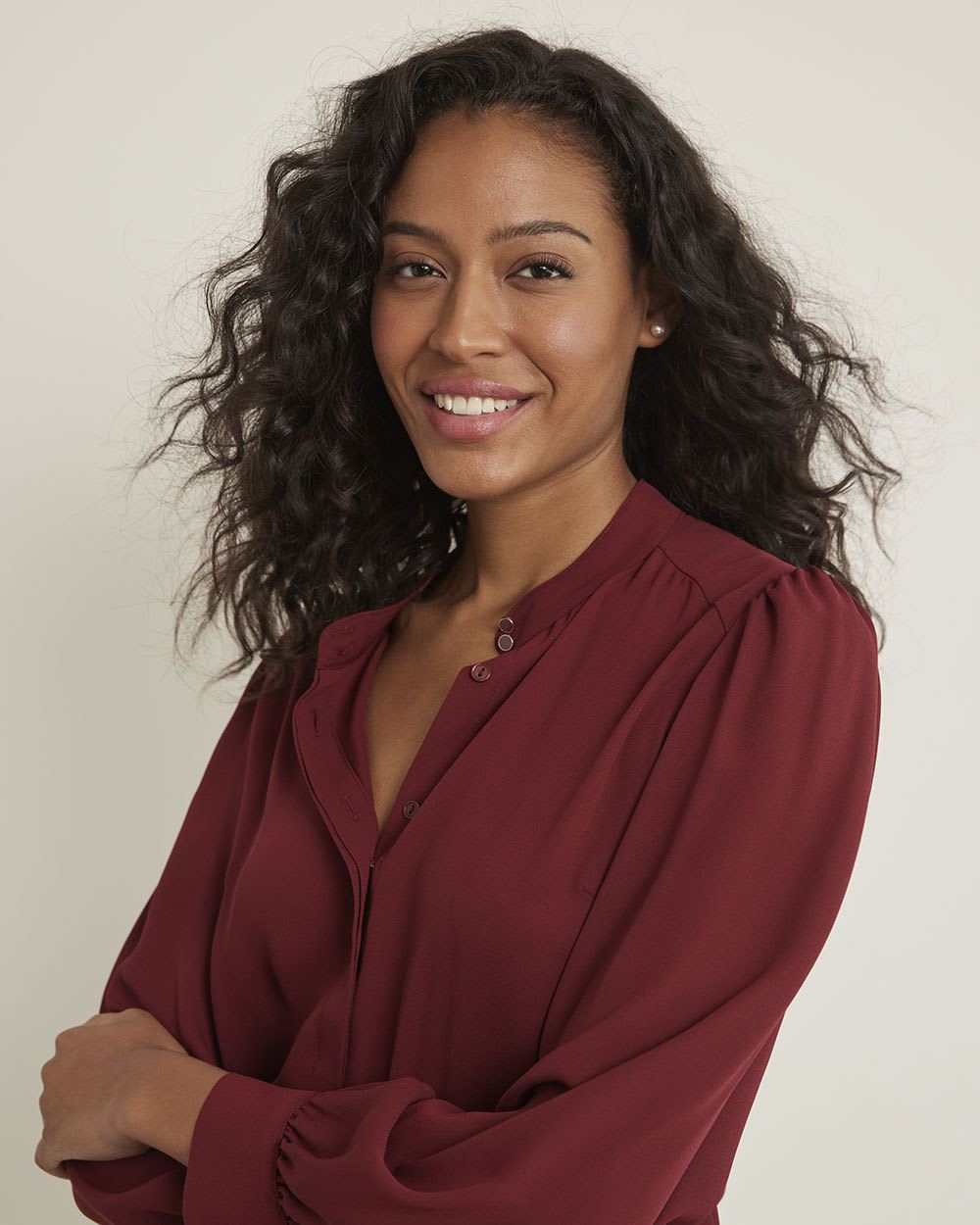 Long-Sleeve Buttoned-Down Silky Crepe Blouse