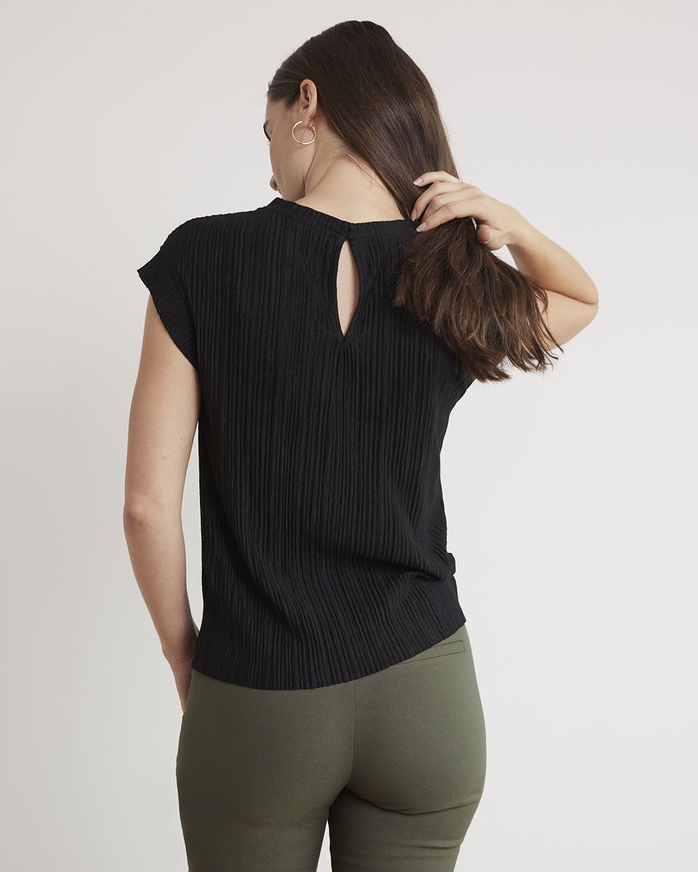 Crinkle Crew-Neck Cap Sleeve T-Shirt