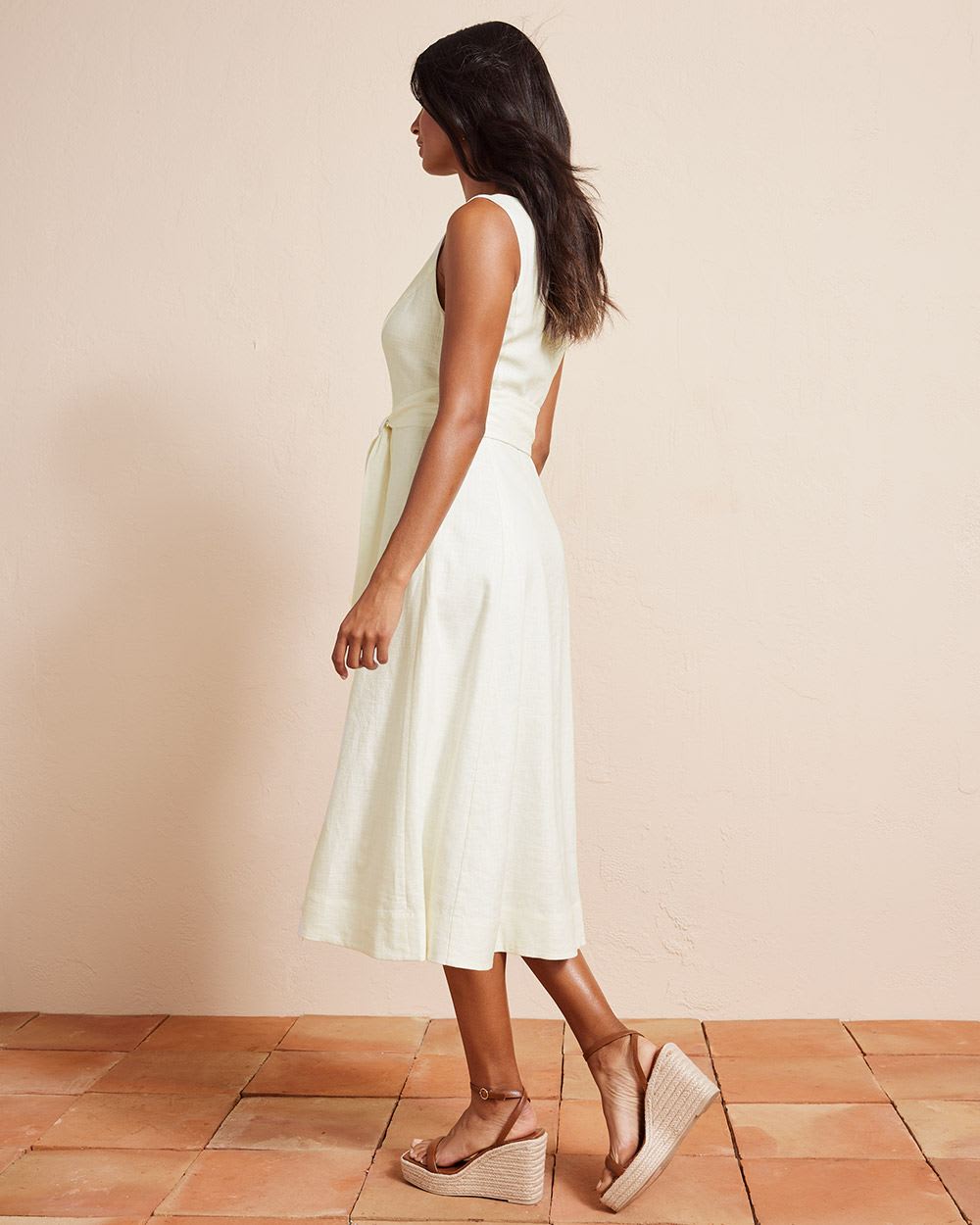 Sleeveless Square-Neck Linen Fit and Flare Dress