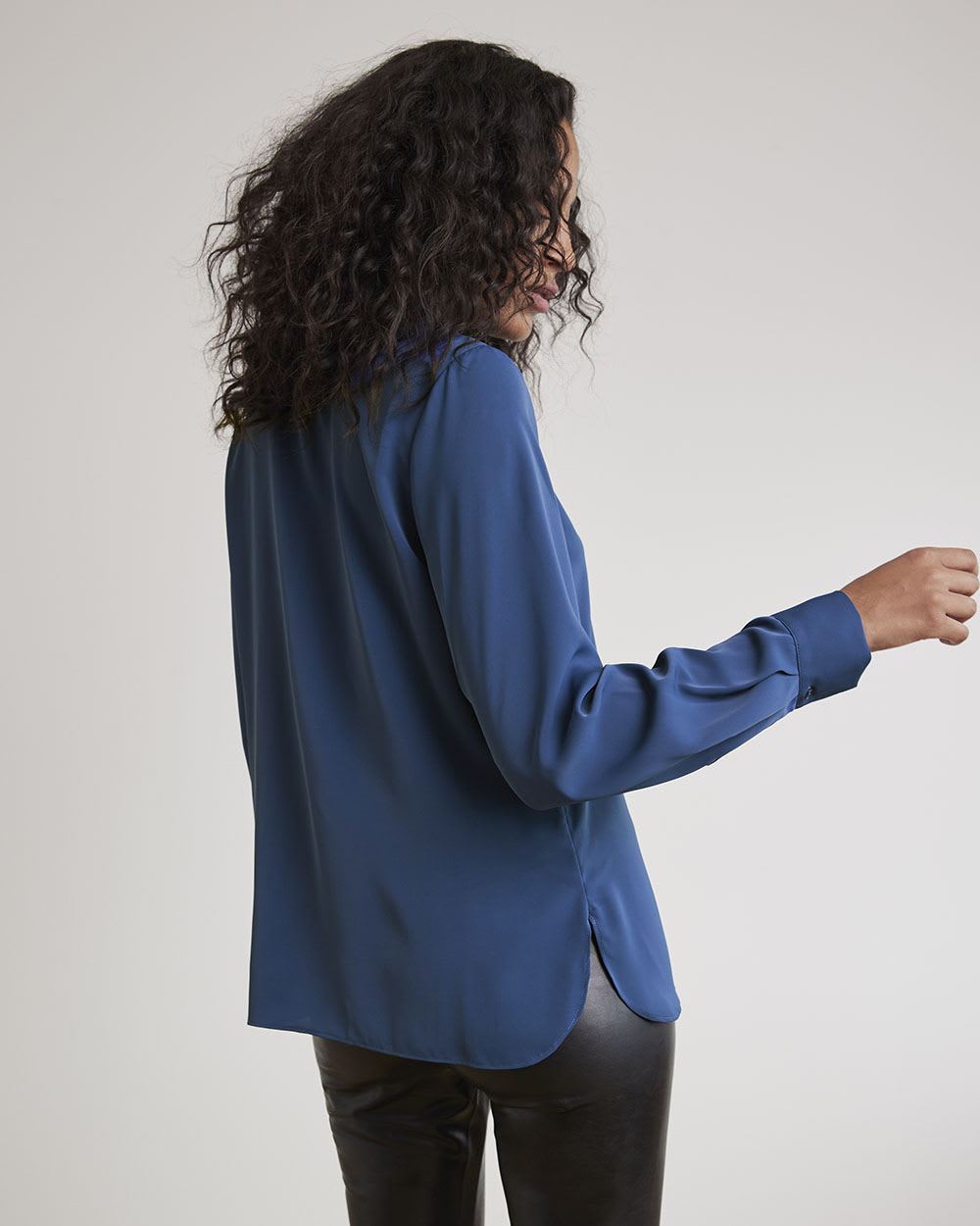 Long-Sleeve Buttoned-Down Twill Blouse