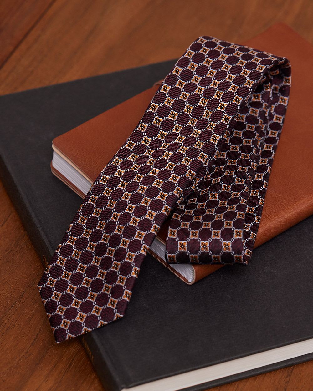 Red Skinny Tie with Geometric Pattern