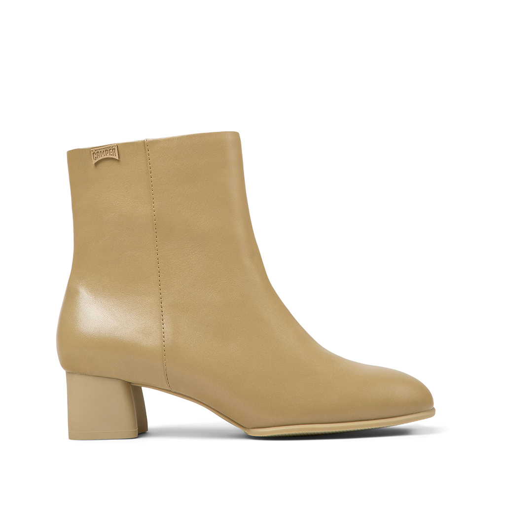 Camper Katie in Medium