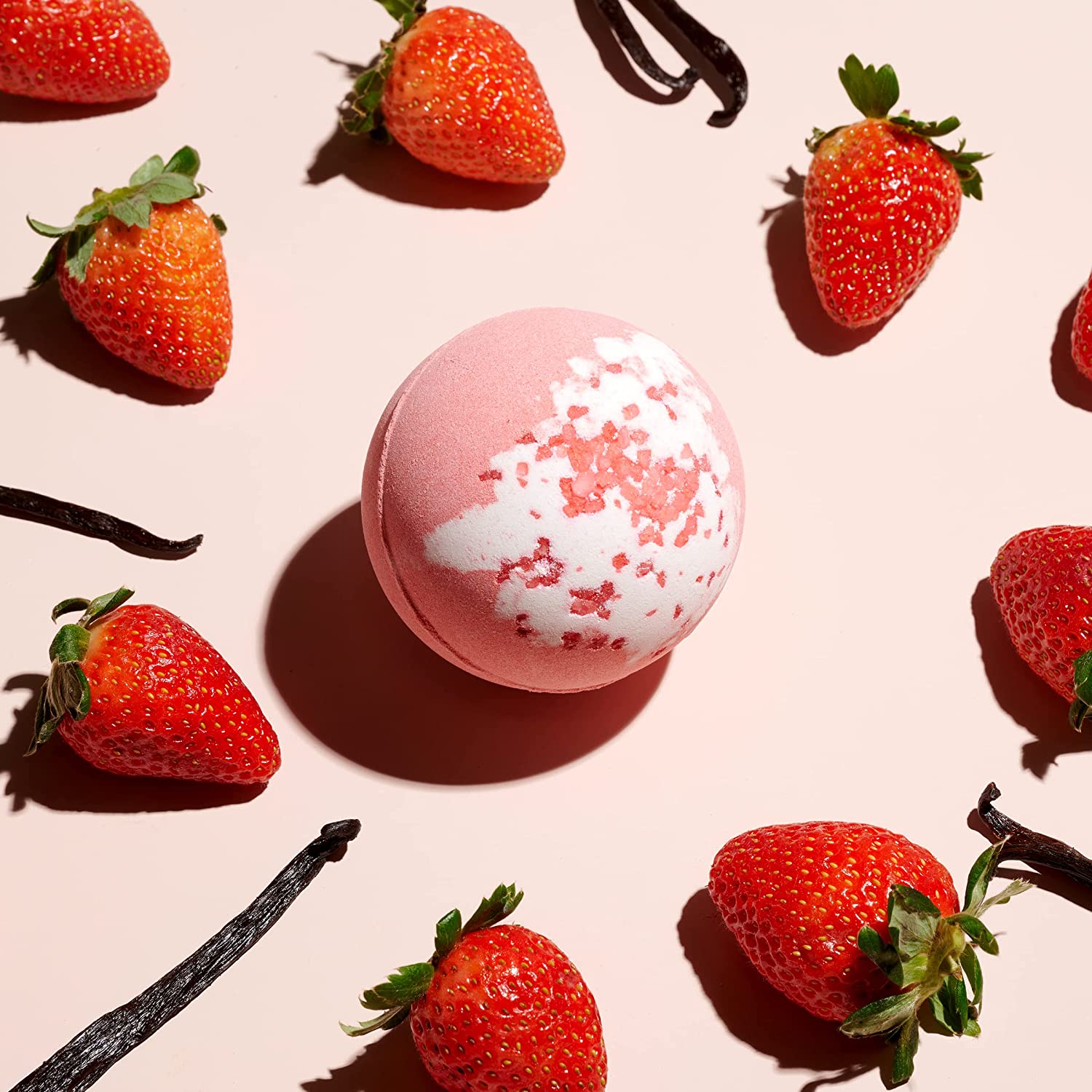 Lovery Strawberry And Vanilla Bath Bomb, Handmade Spa Bath Fizzy, 7oz