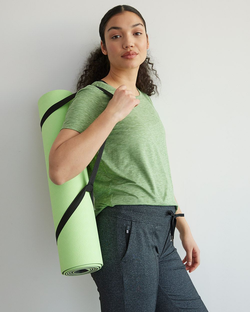 Crew-Neck Tee with Rounded Hem, Dry Lux Hyba