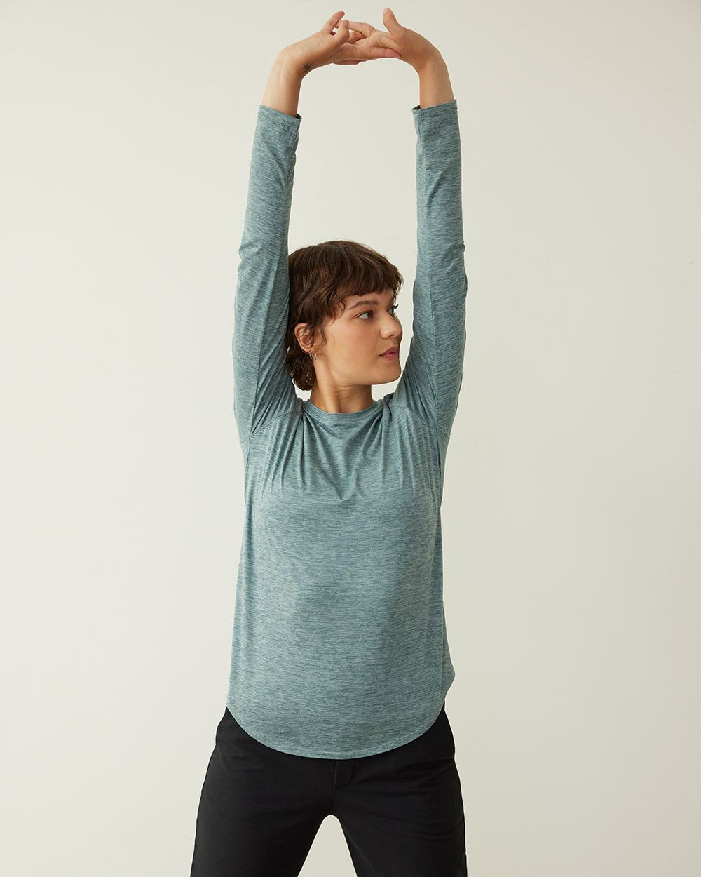 Long-Sleeve Crew-Neck Tee - Dry Lux Hyba Essentials