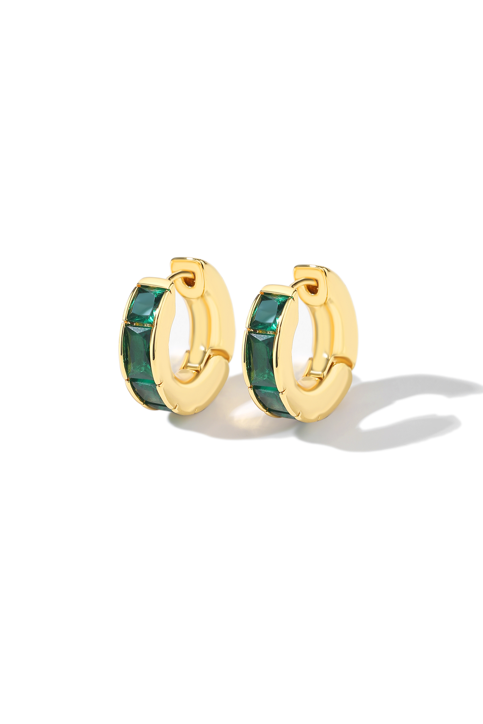 Classicharms-Gold Square-Cut Emerald Huggie Earrings