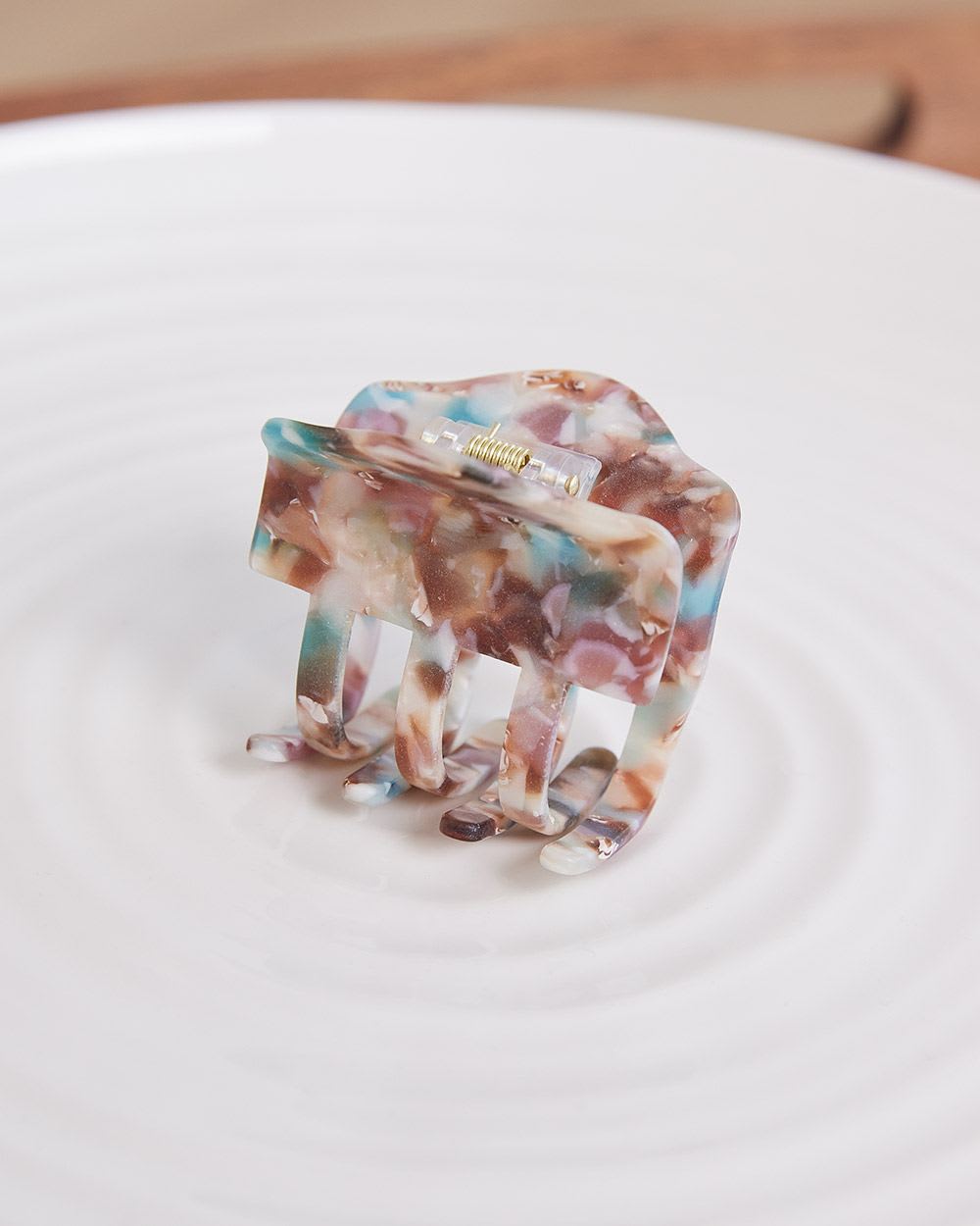 Matte Multicoloured Hair Gripper