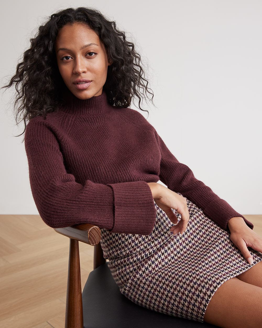 Relaxed-Fit Long-Sleeve Mock-Neck Tunic Sweater