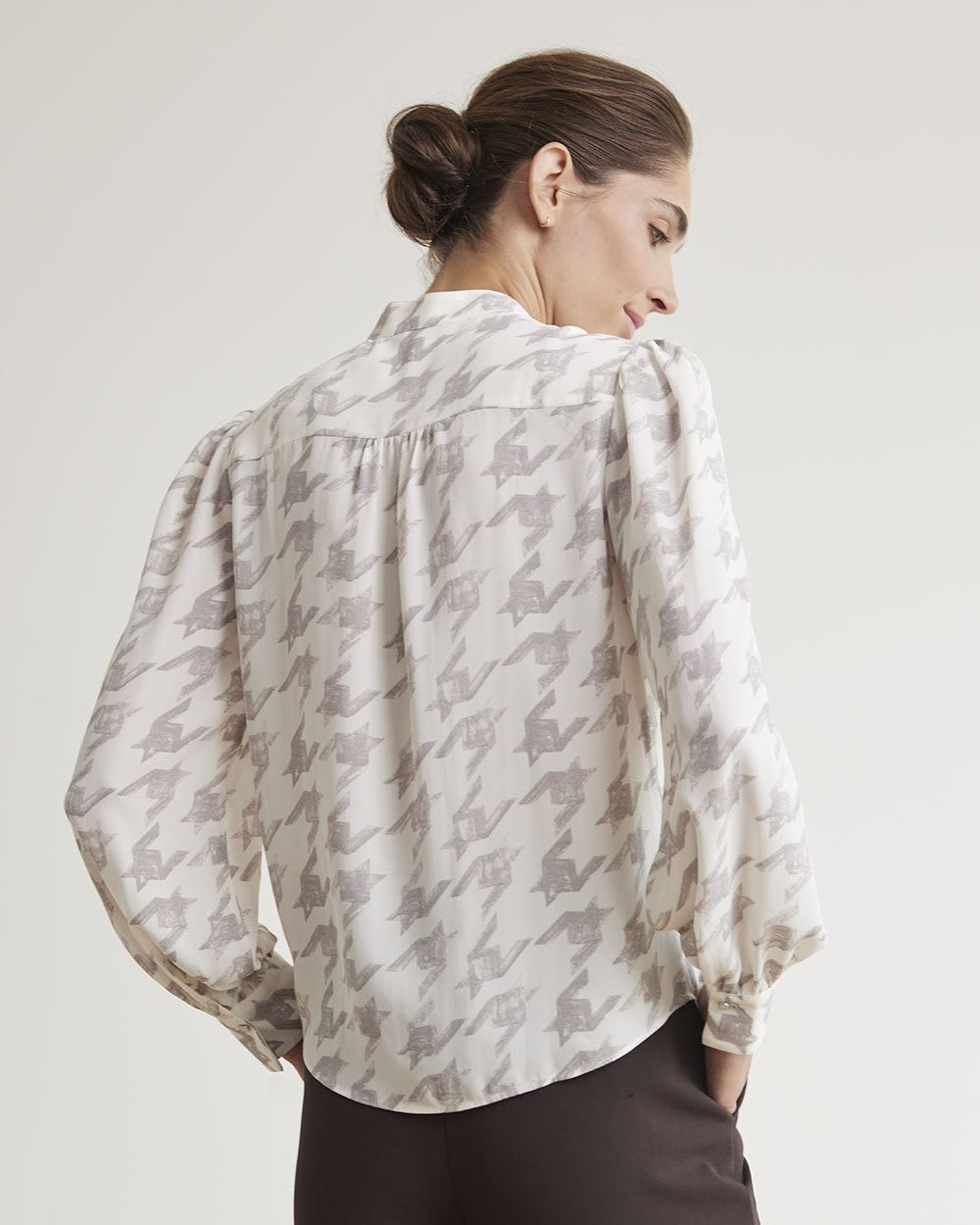 Long-Sleeve Buttoned-Down Silky Crepe Blouse
