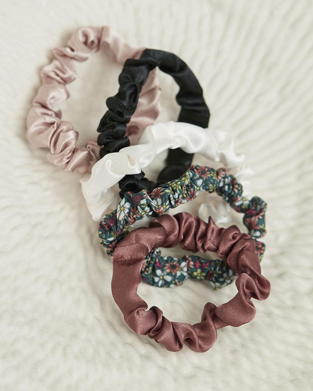 Small Scrunchies - Set of 5