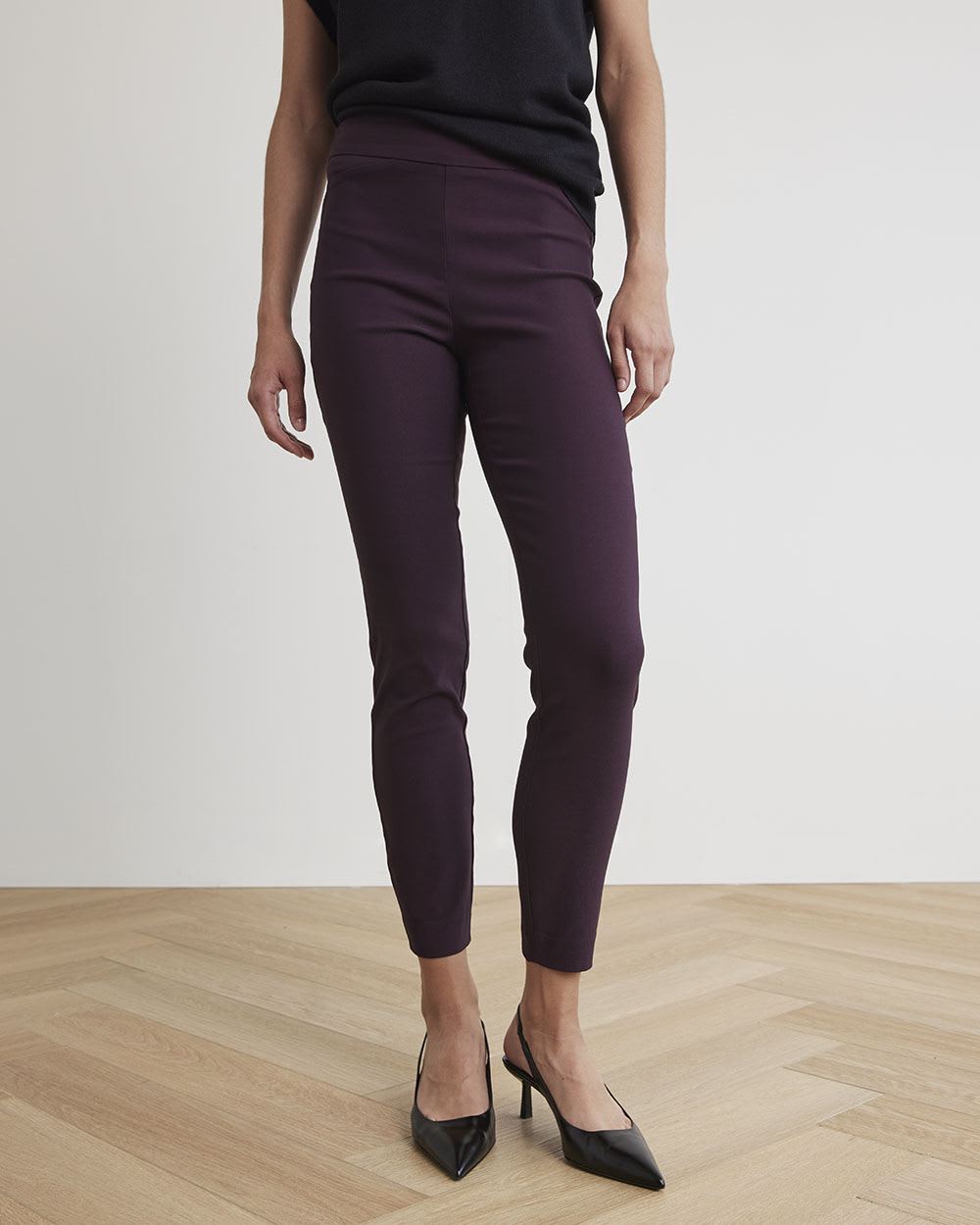 Solid High-Rise City Legging Pant