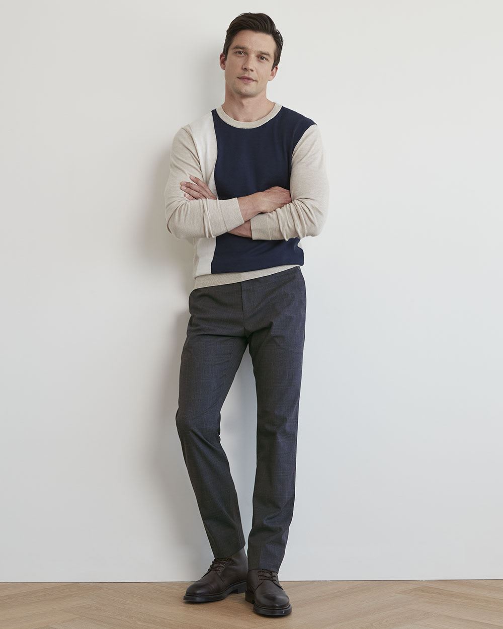 Crew-Neck Sweater with Vertical Colour Blocks