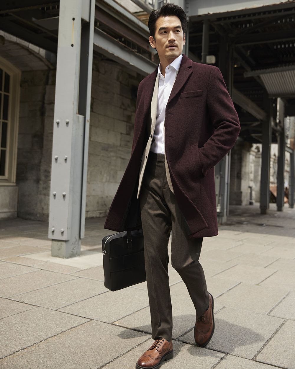 Classic Wool Coat with Tailored Collar