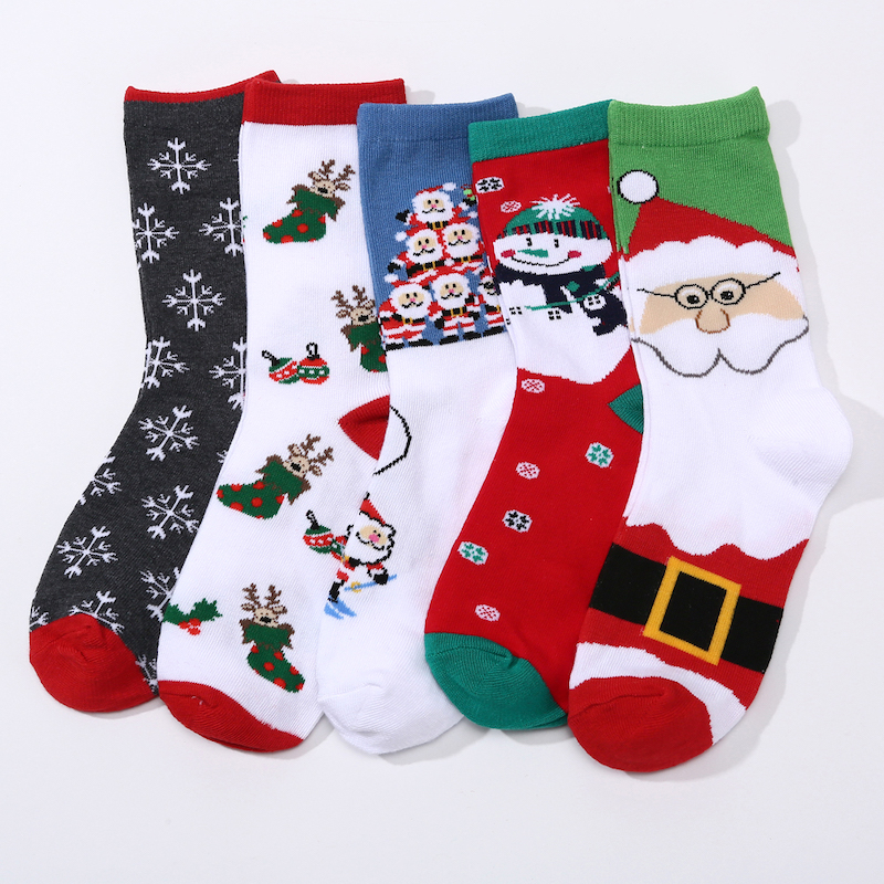 5 Pairs of Christmas Socks with Santa and Snowmen (One size, sizes 5-10) - Don't AsK