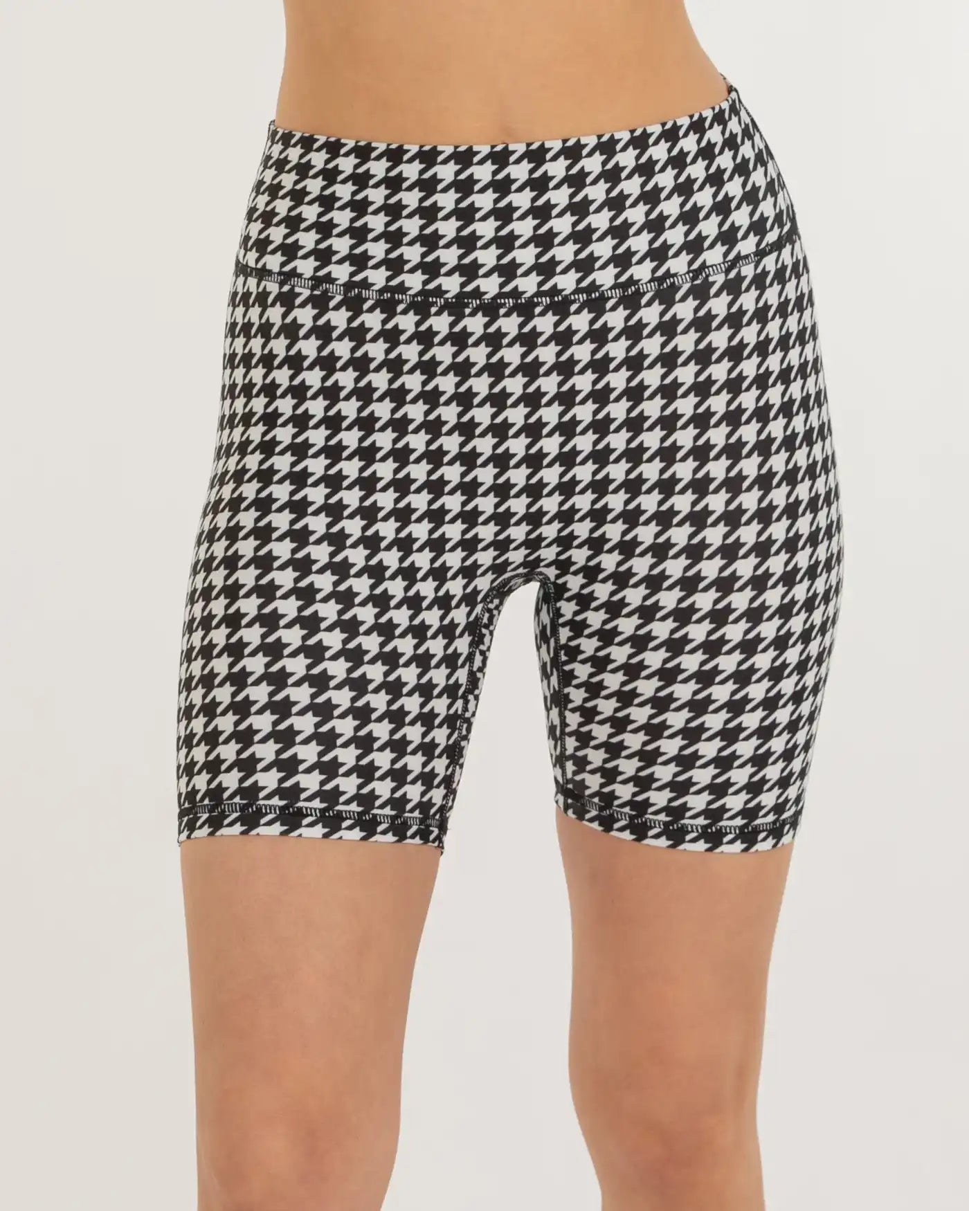 Rebody - Hybrid Fleece Biker Shorts High Waist 6"