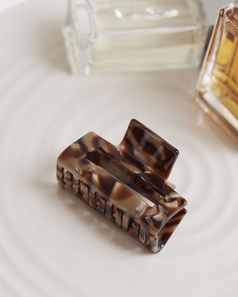 Brown Rectangular Acrylic Hair Gripper