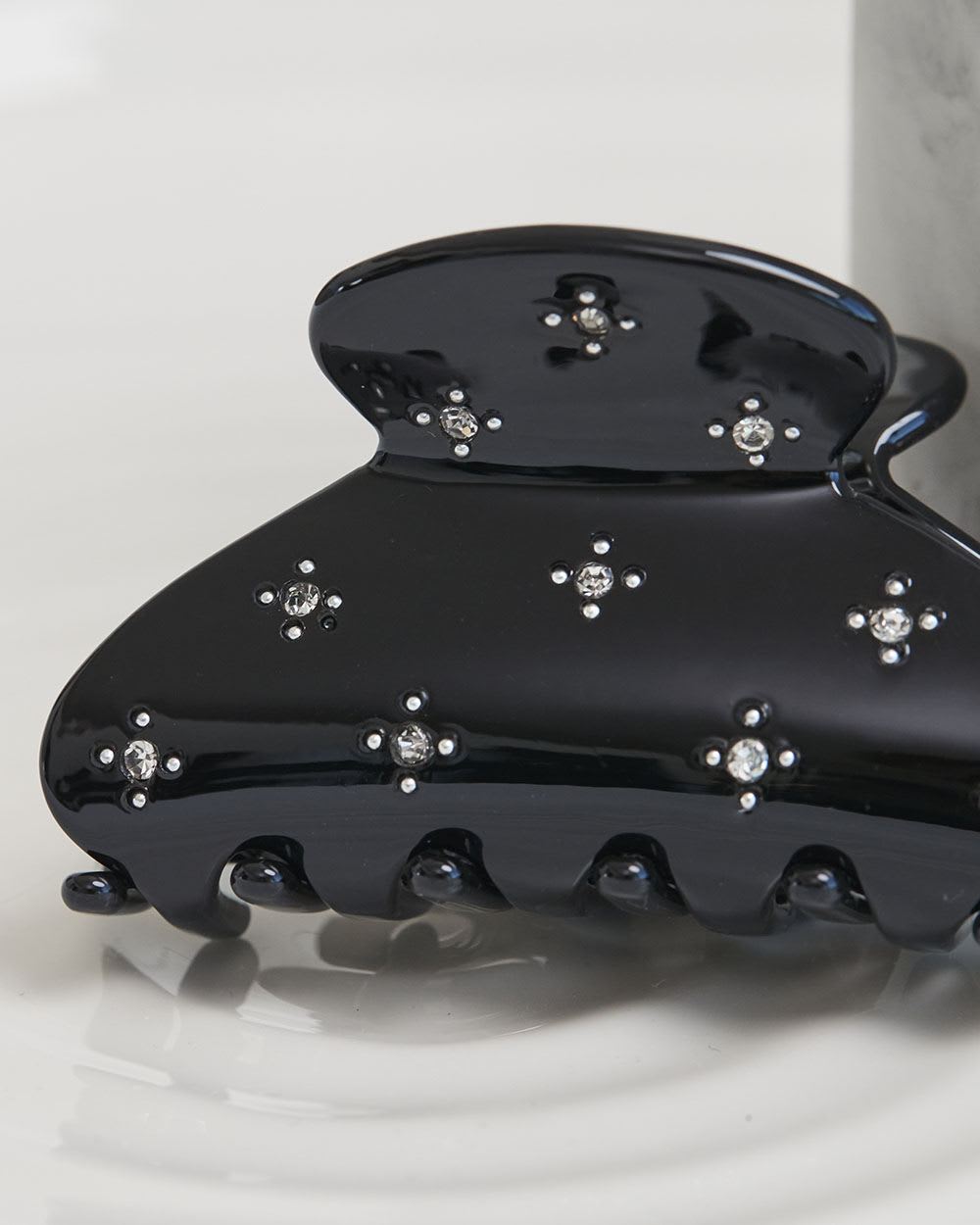 Medium Acrylic Hair Grippers with Crystals