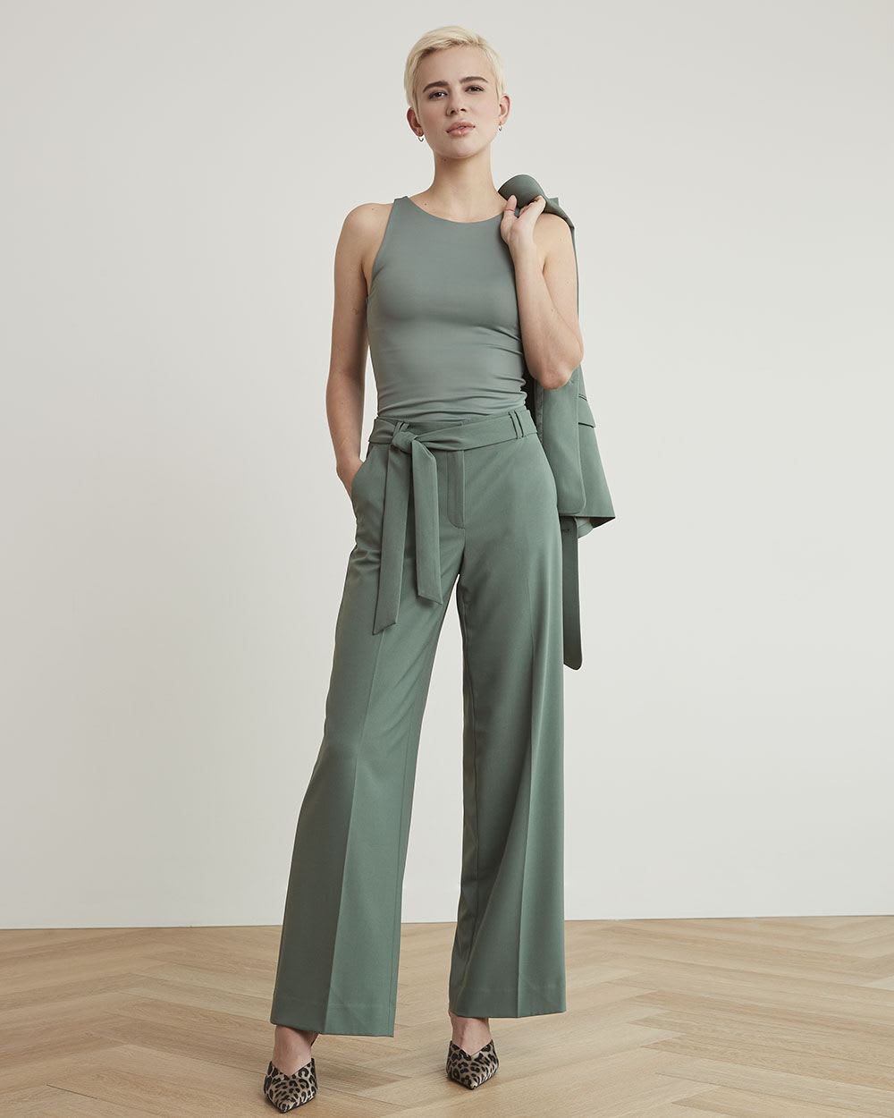 Sleeveless Crew-Neck Bodycon Halter Top, BodyConfident