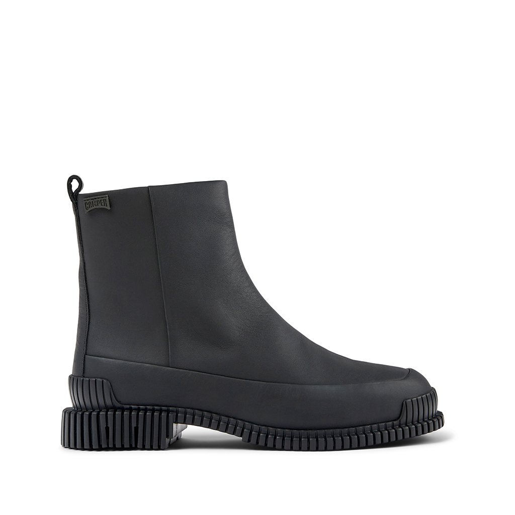 Camper Pix in Burgundy