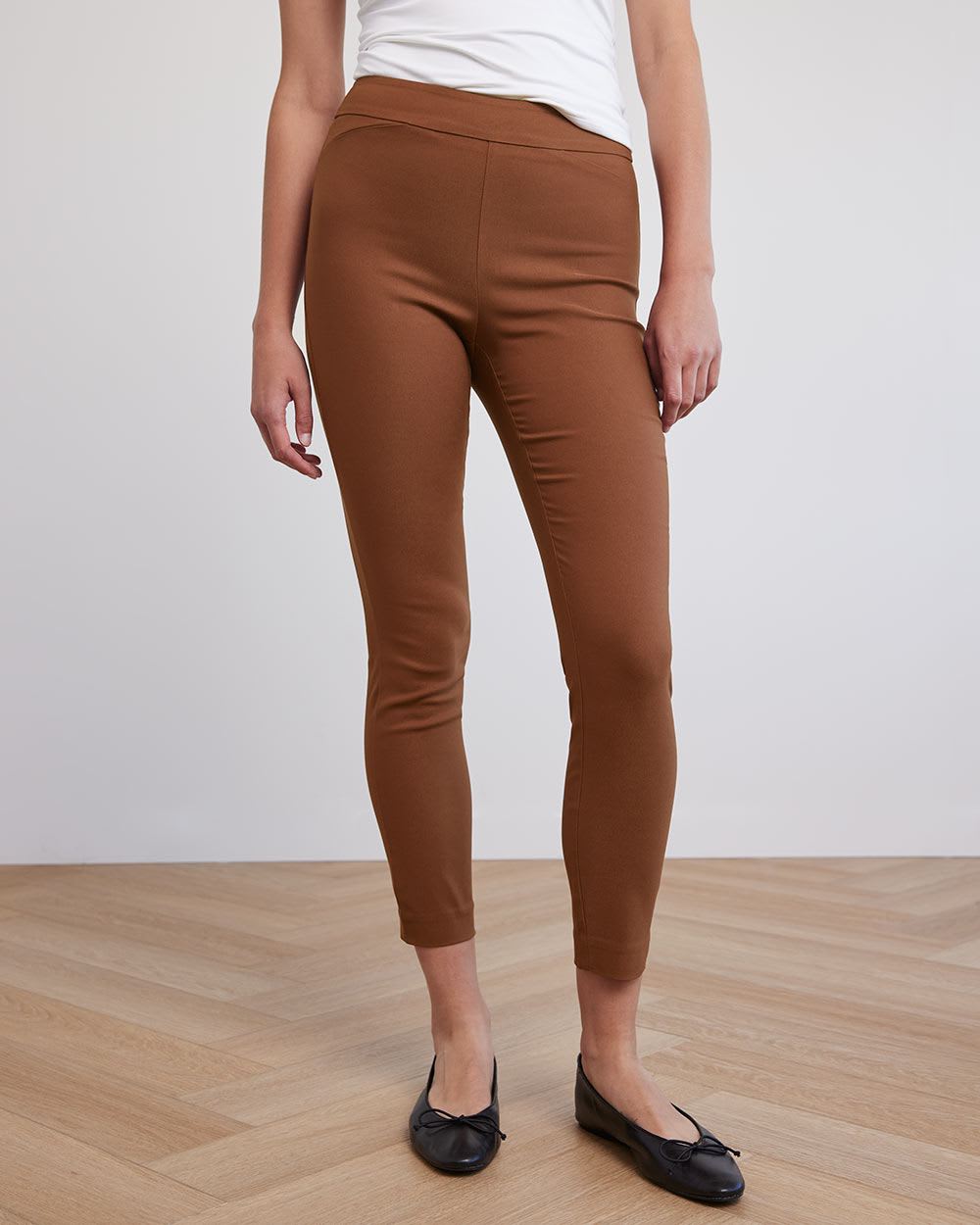 Solid High-Rise City Legging Pant