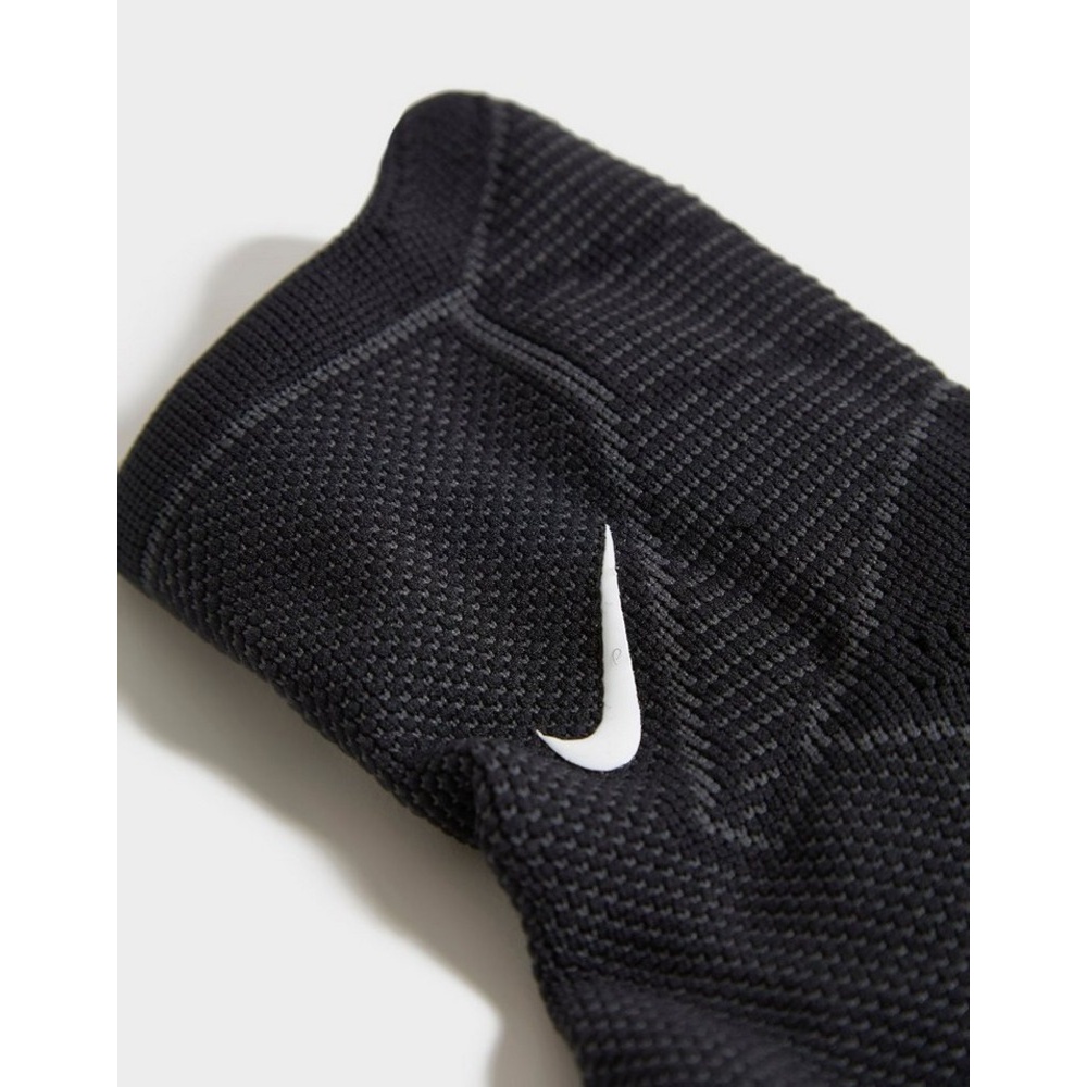 Nike - Pro Knitted Compression Ankle Support
