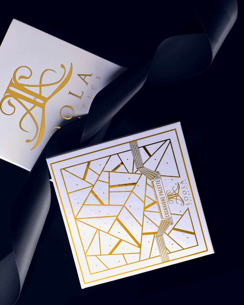 Loola Cosmetics - COCKAIGNE EYESHADOW PALETTE