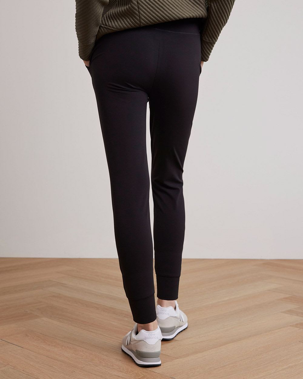 Soft Touch Jogger Ankle Pant