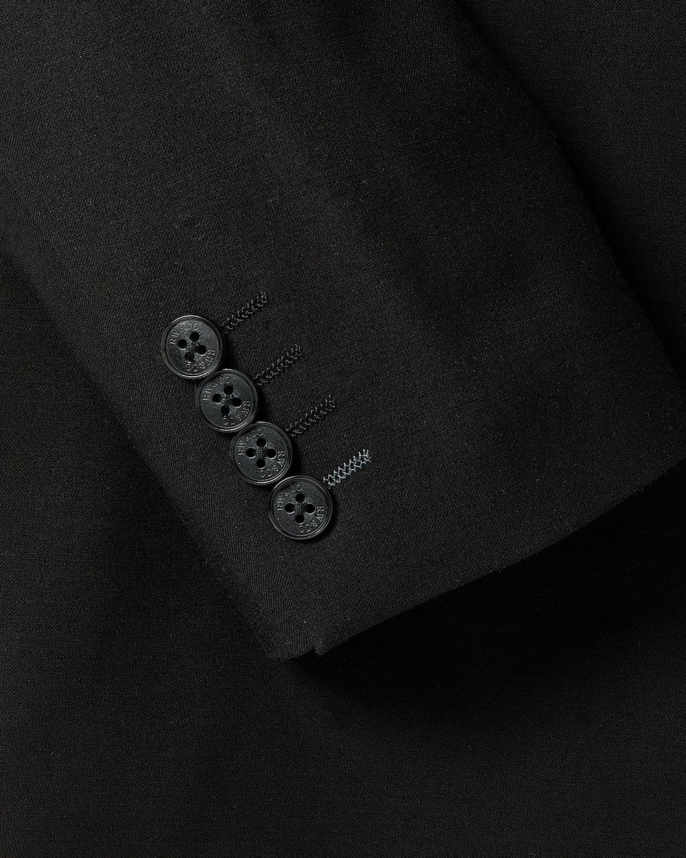 Essential Black Wool-Blend Suit Blazer