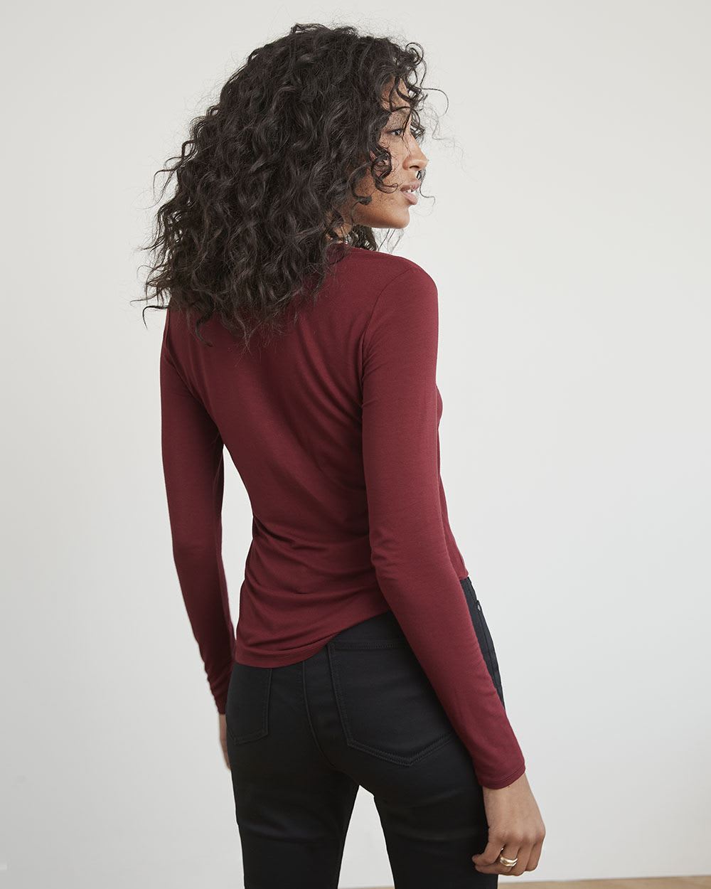 Fitted Long-Sleeve V-Neck Tee