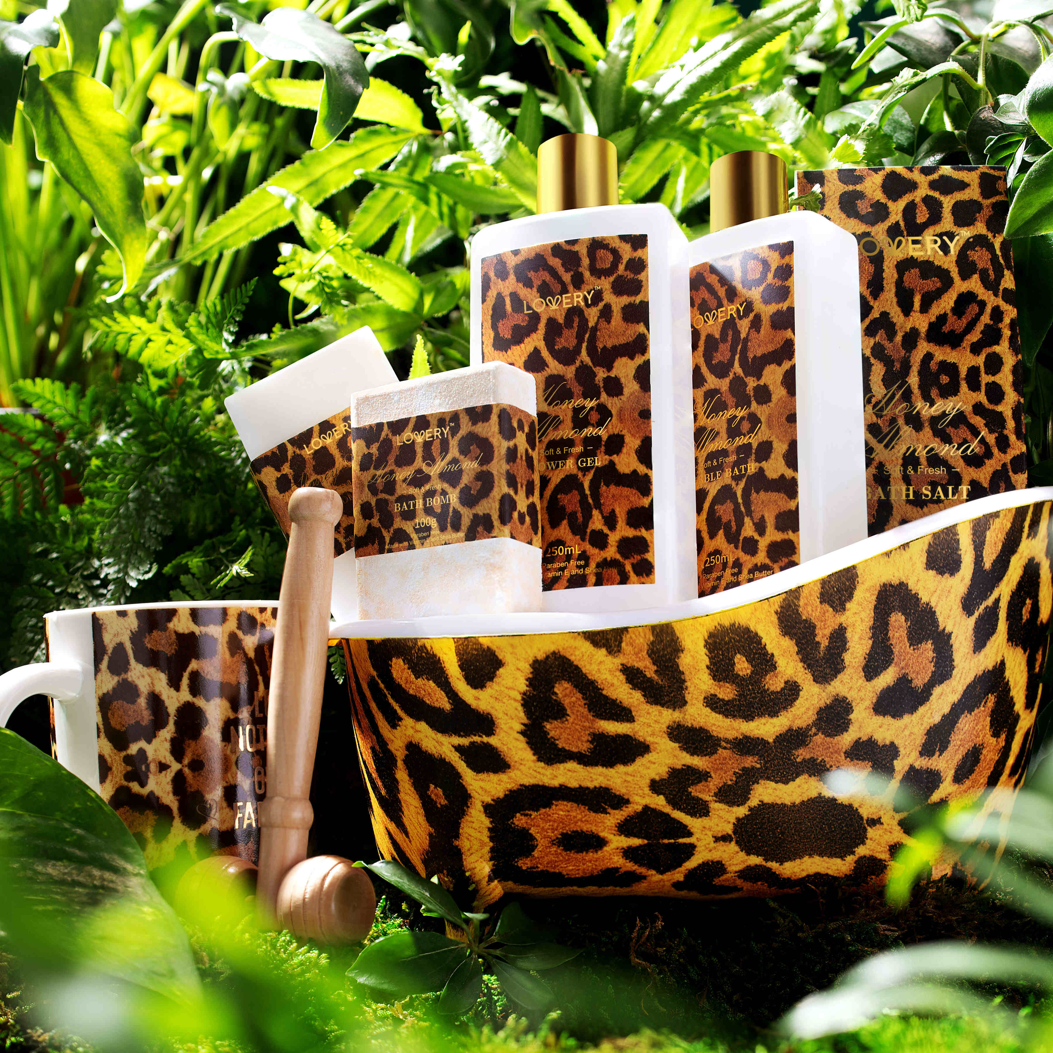 Lovery Bath & Body Gift Basket - 18pc Honey Almond Home Bath Pampering Package In Leopard Print