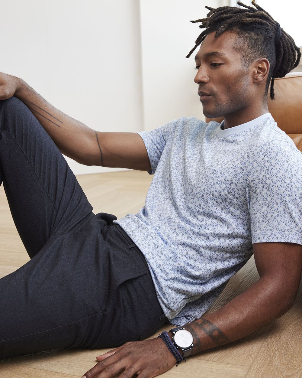 Printed Short-Sleeve Crew-Neck Tee with Chest Pocket