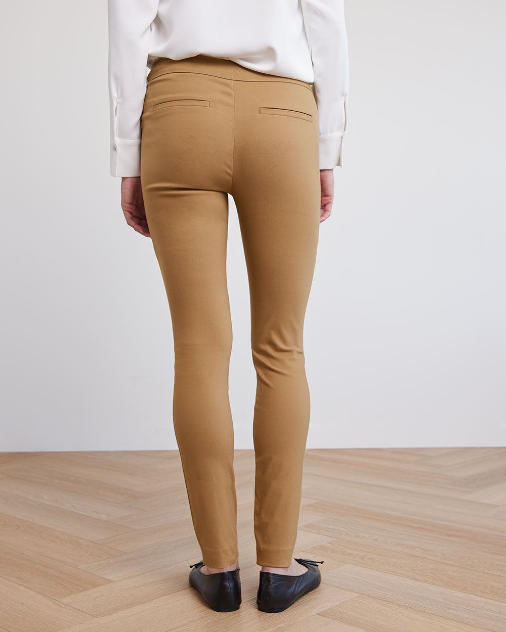 Solid High-Rise City Legging Pant