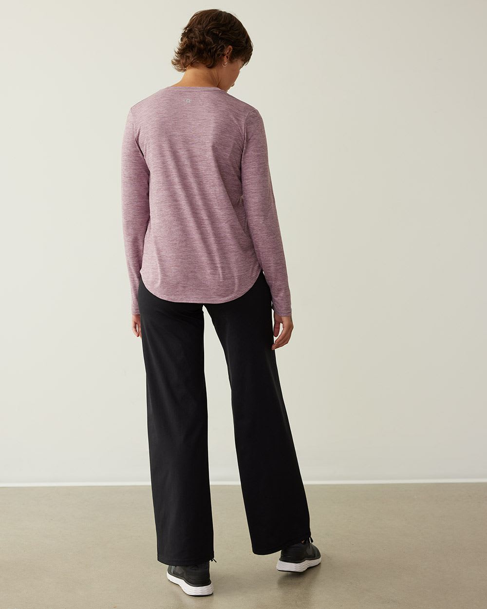 Long-Sleeve Crew-Neck Tee - Dry Lux Hyba Essentials