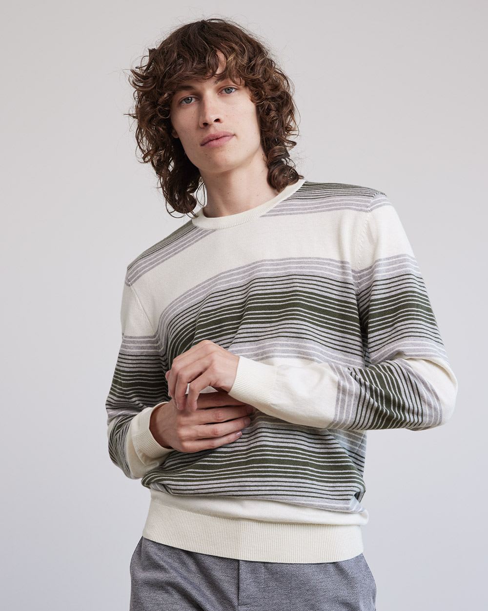 Crew-Neck Sweater with Colour Blocks