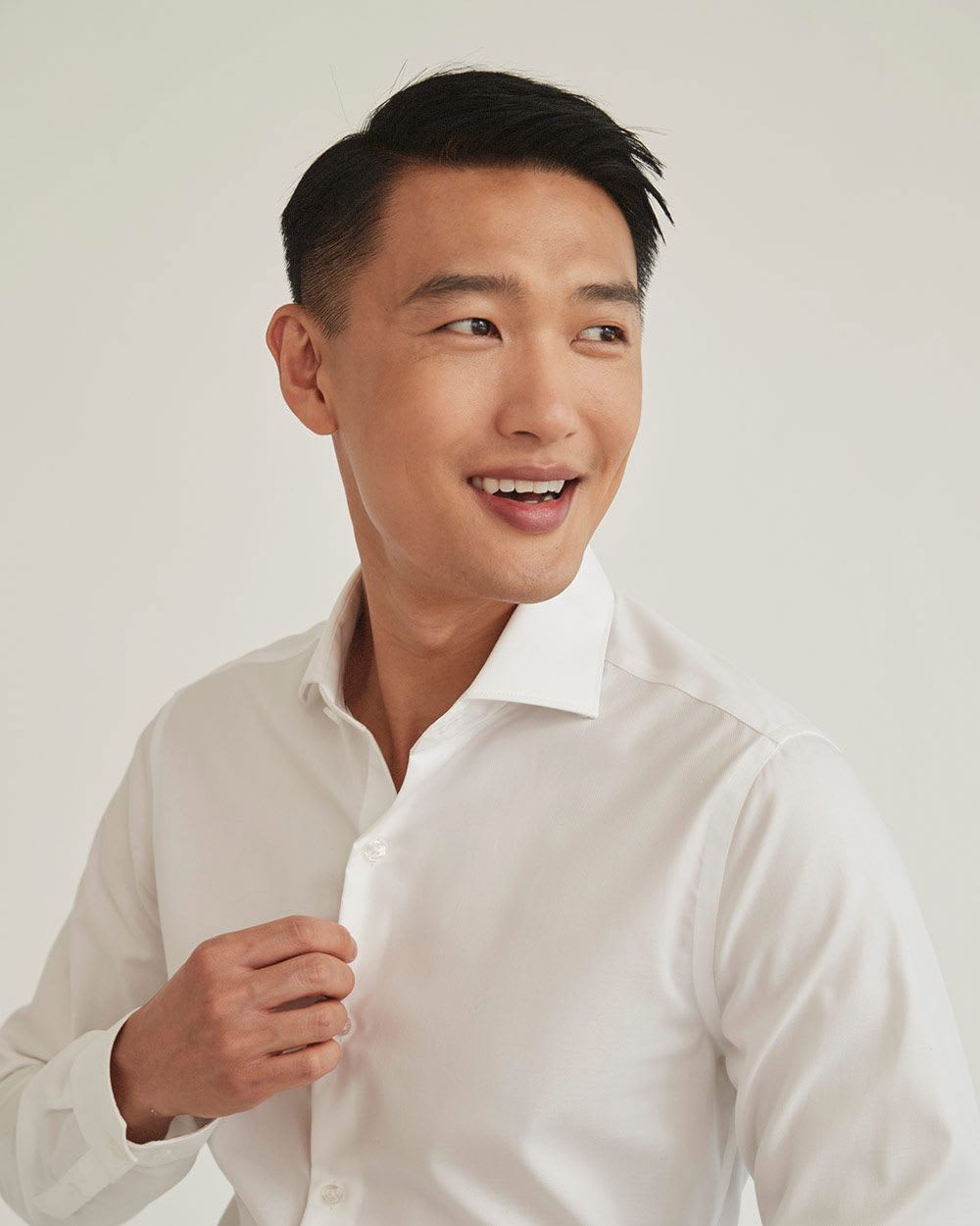 Slim fit dress shirt with wide spread collar