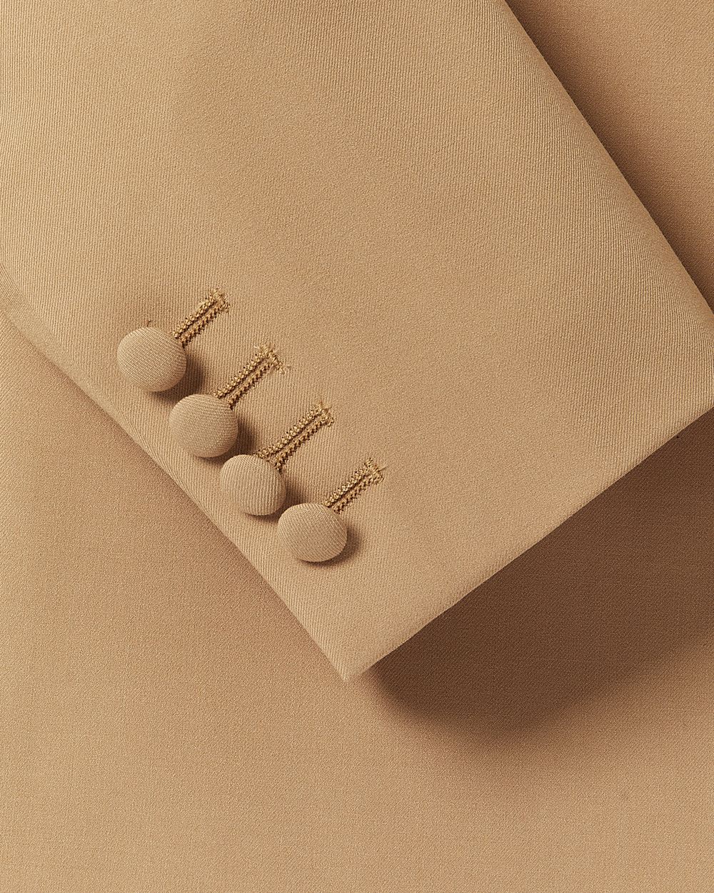 Gender-Neutral Short Jacket